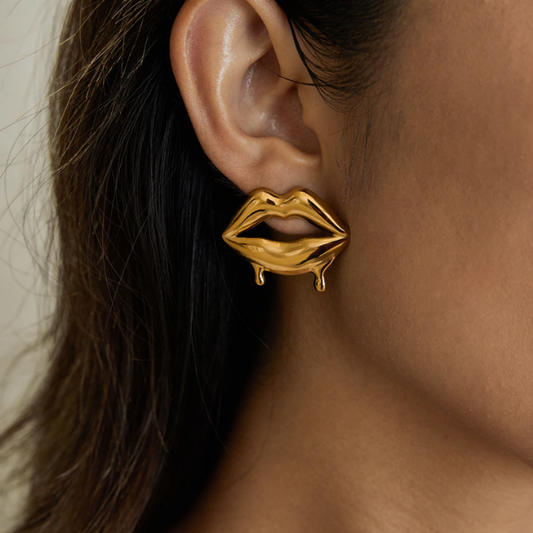 Liquid Lip Shape Earrings