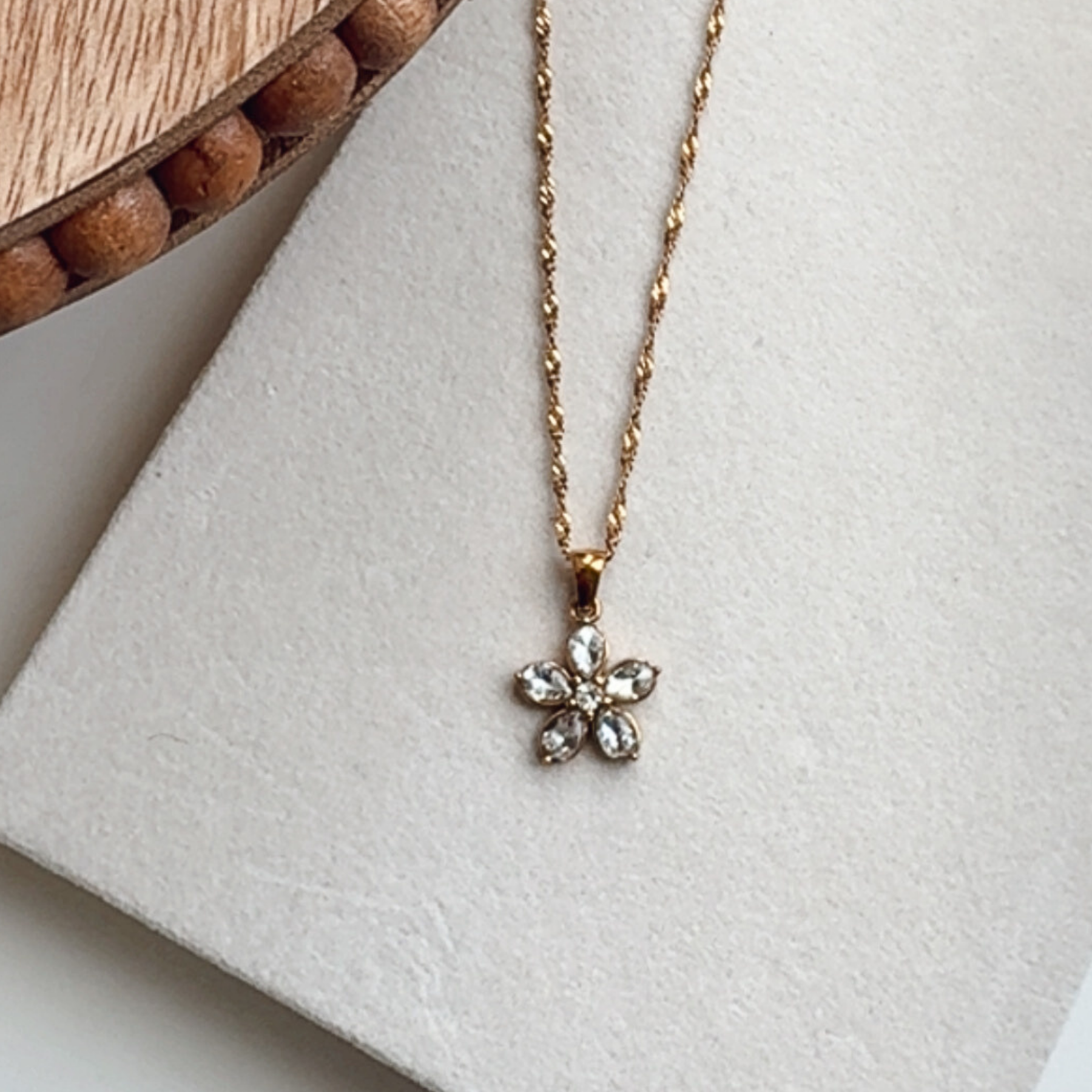 Daisy Zirconia Necklace