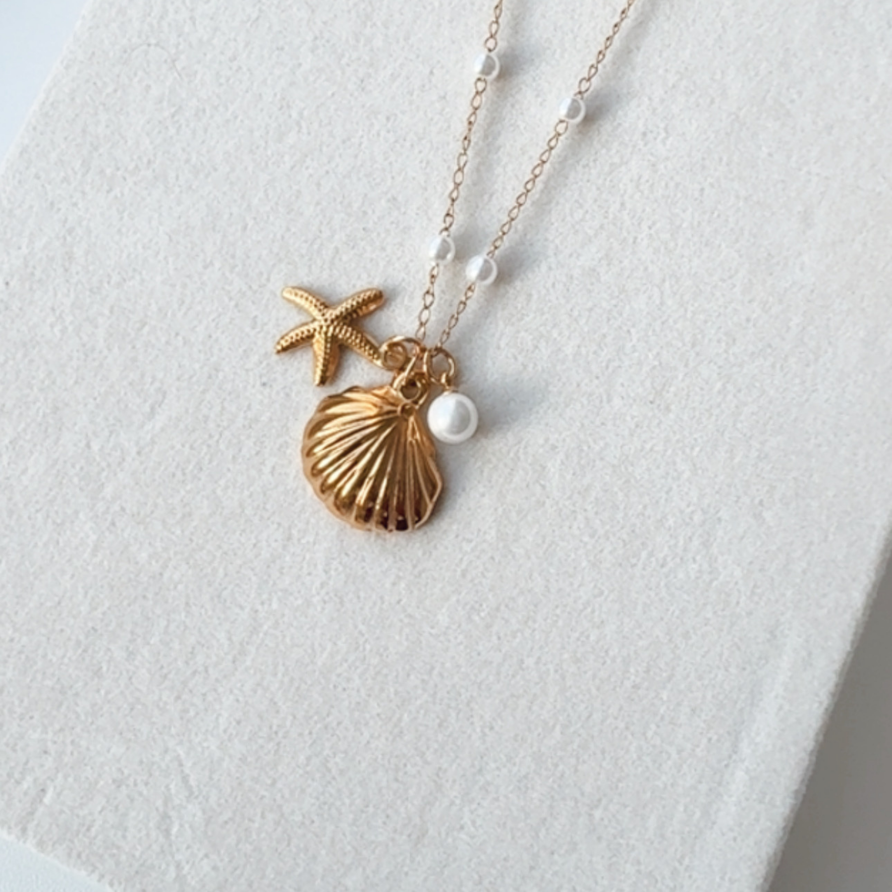 Shell textured Necklace