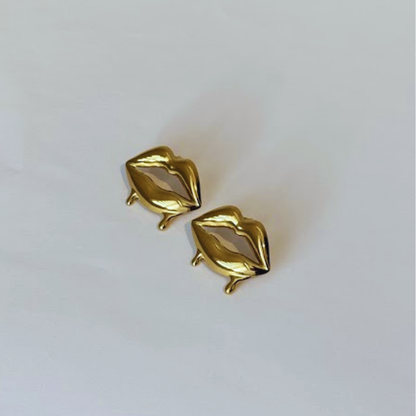 Liquid Lip Shape Earrings