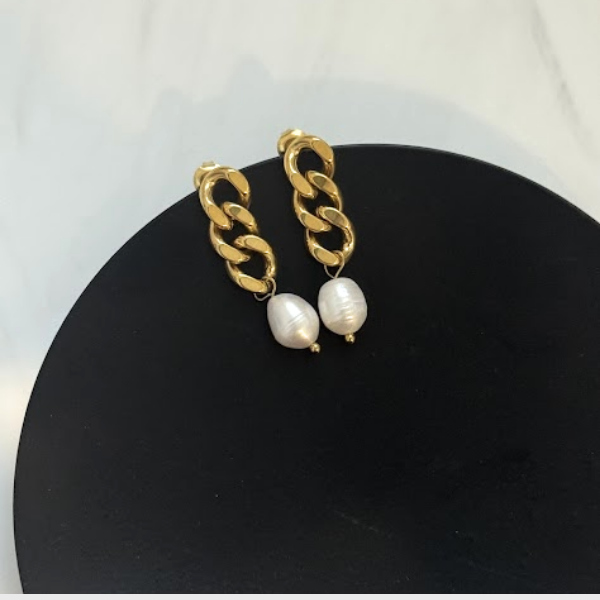 Freshwater Pearl Earrings