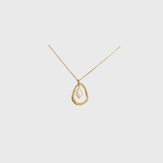 Pearl Pendant Necklace