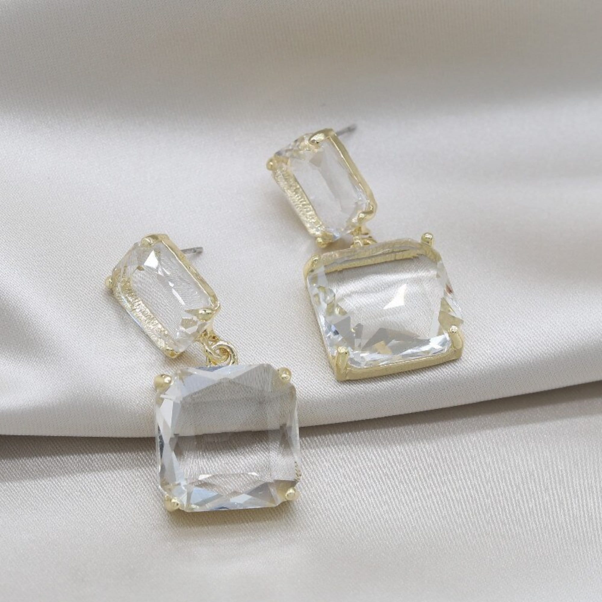 Crystal clear Hoop Earrings, Trendy Earrings Canada, Gift For Her, Trendy Earrings