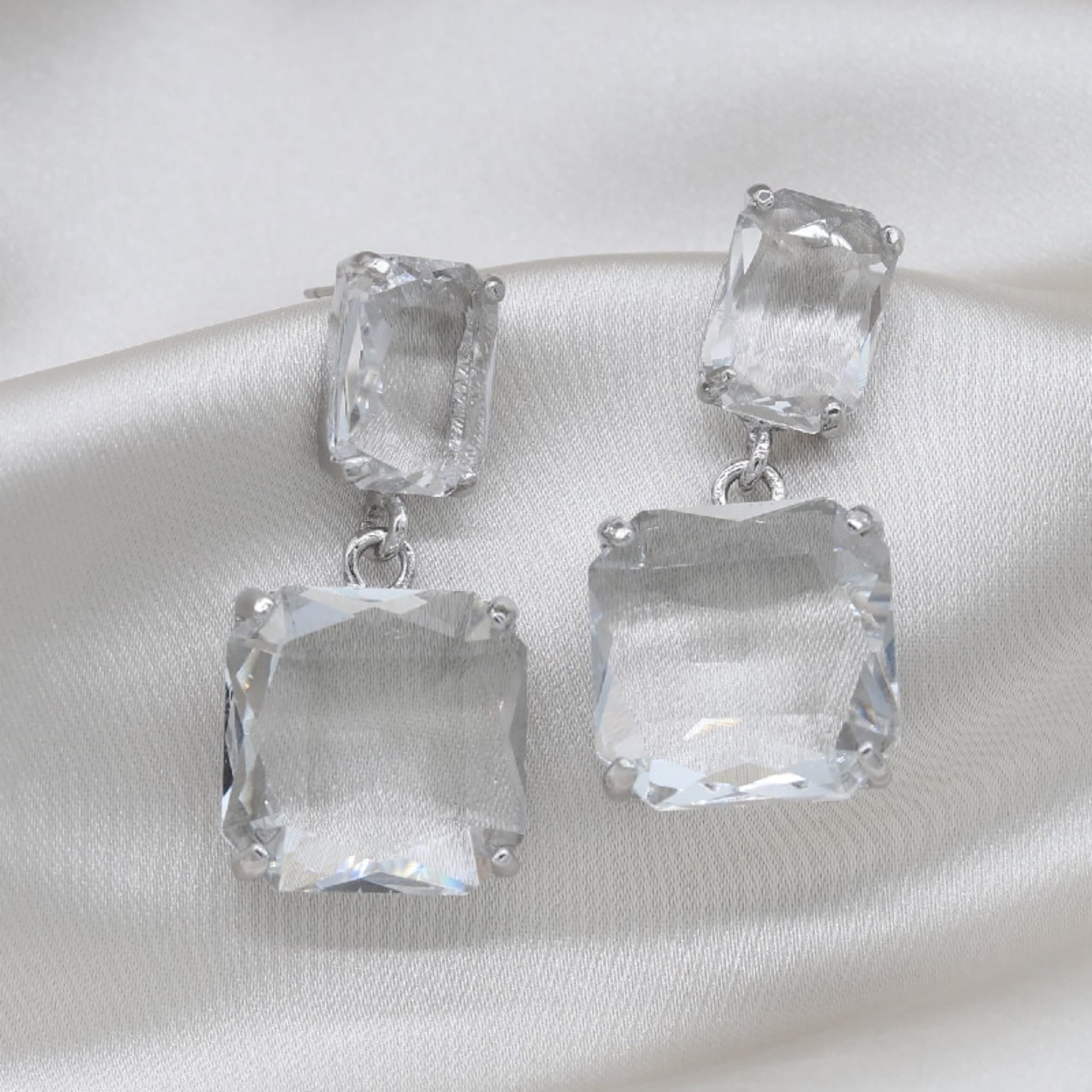 Crystal clear Hoop Earrings, Trendy Earrings Canada, Gift For Her, Trendy Earrings