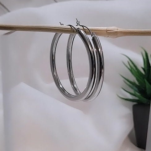 Classic Hoops, Stainless Steels and Water Proof Earring Hoops, Everyday Earring, Minimalist and Elegant Earrings, Basic Earrings