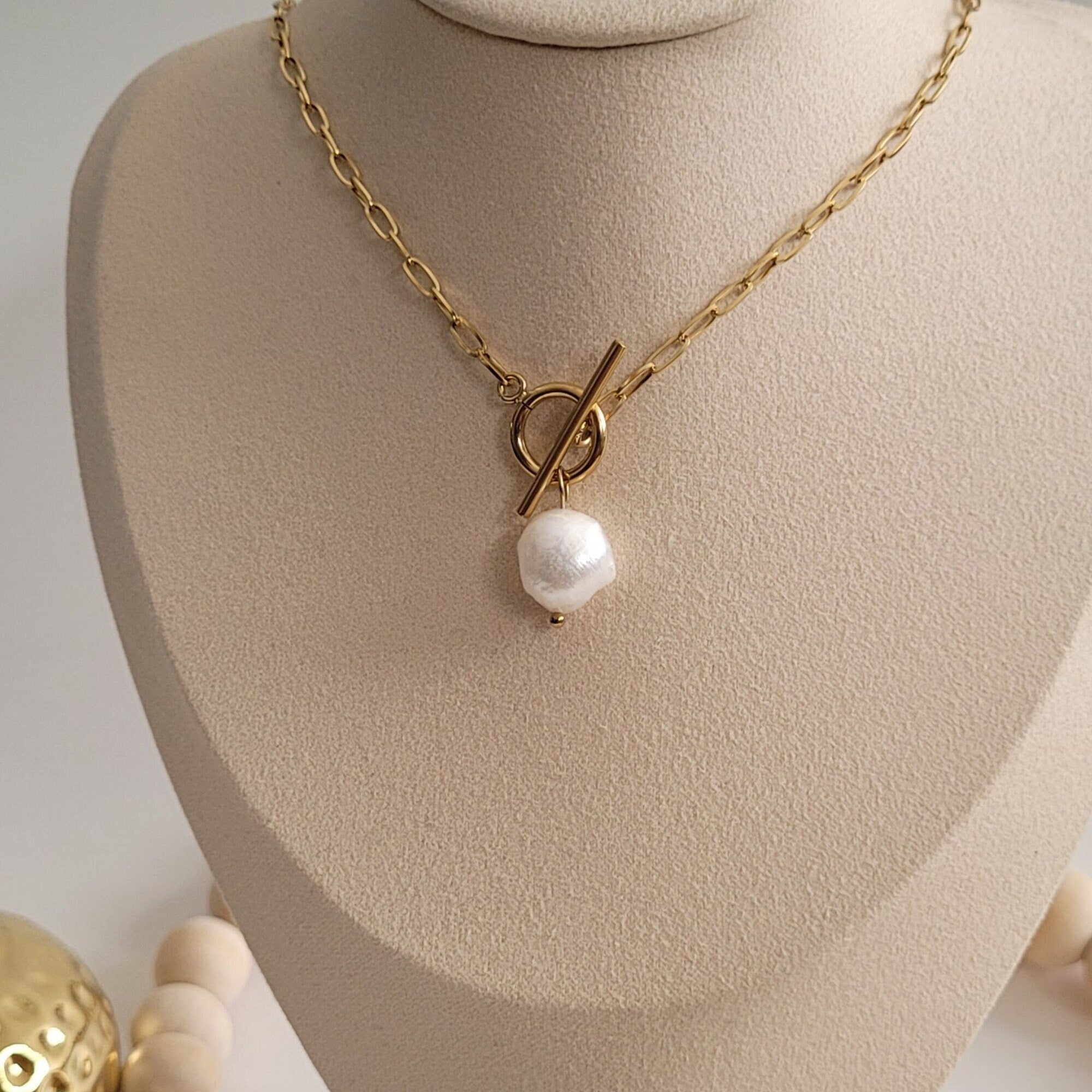 14K Gold Toggle Necklace, Fresh Water Pearl Necklace, Everyday Necklace, Elegant Pearl Necklace, Paperclip Necklace, Pearl Necklace, Gift